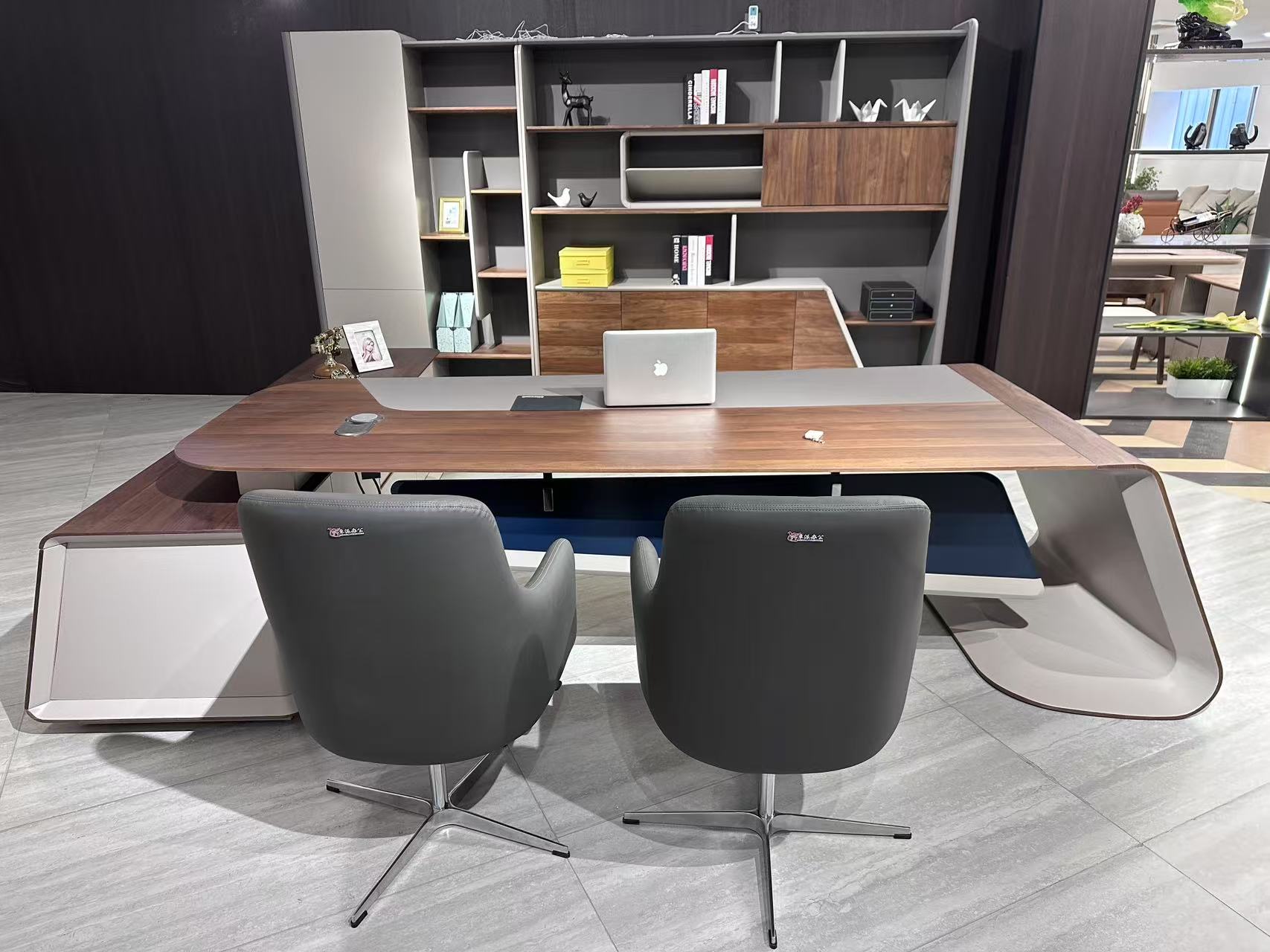 1753319929770484.jpg HX-D3255班台.jpg